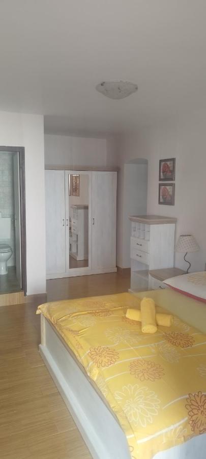 קרק Apartmani Am מראה חיצוני תמונה