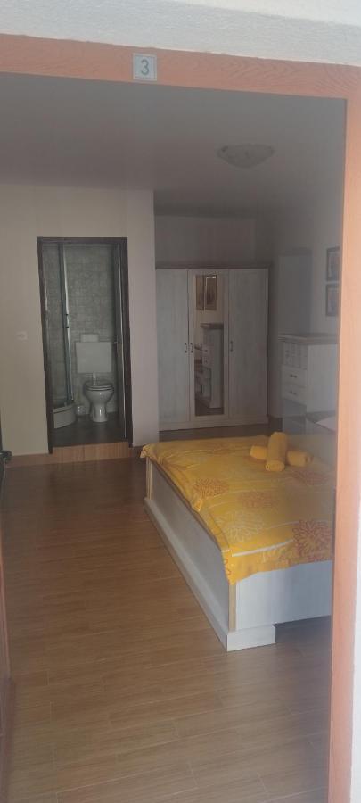 קרק Apartmani Am מראה חיצוני תמונה