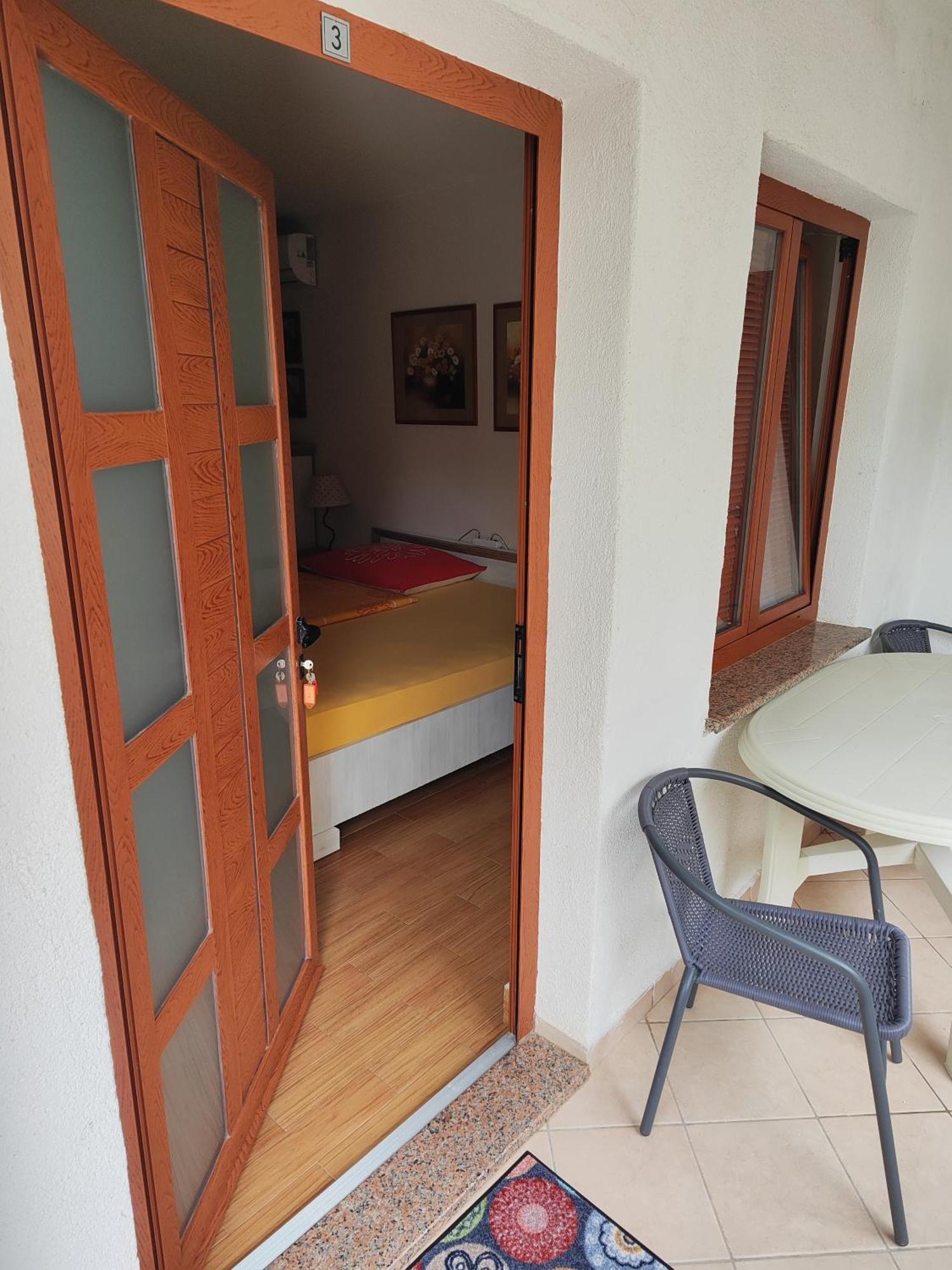 קרק Apartmani Am מראה חיצוני תמונה